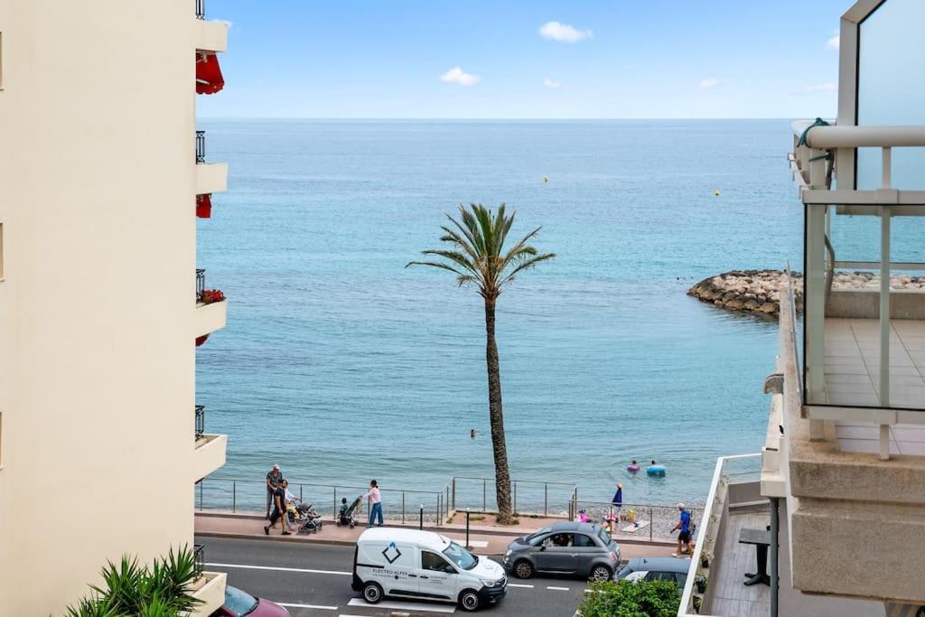 Riviera Prestige - Front De Mer - Terrasse - Parking Roquebrune-Cap-Martin Buitenkant foto